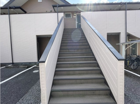 ラフィ−ヌ・吉野Ａのその他