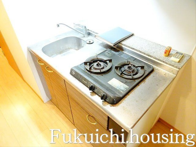 ルーブル明大前のキッチン