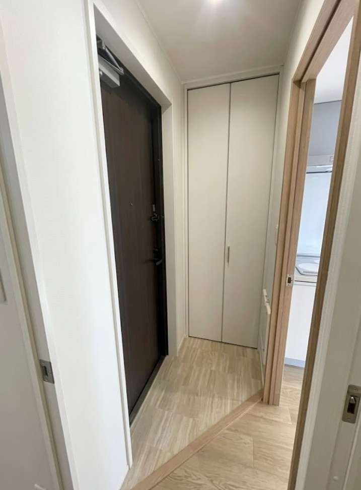 クレール向島の玄関