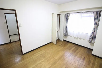 日立市十王町友部東3丁目　一棟マンションの洋室