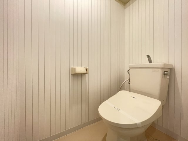 寝屋川市中神田町の賃貸マンションのトイレ