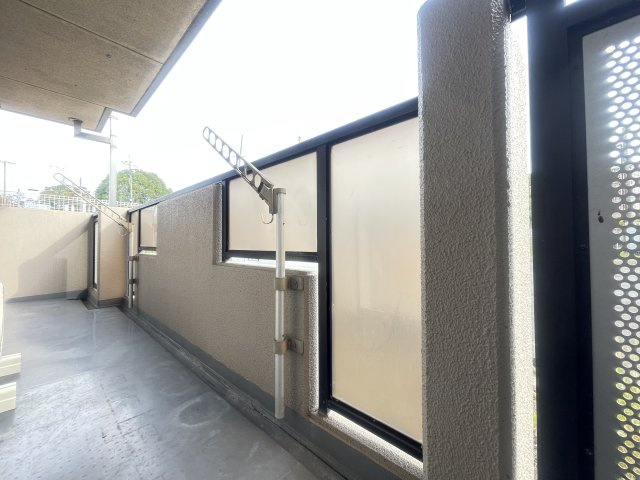寝屋川市中神田町の賃貸マンションのバルコニー