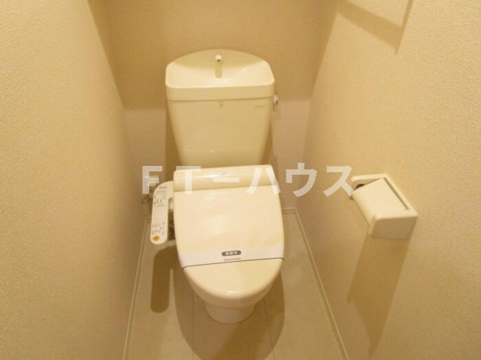 ソーレ ルーチェのトイレ|温水洗浄暖房便座