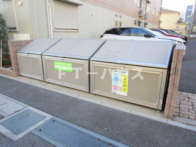 ソーレ ルーチェのその他共用部分|入居者専用ゴミストッカー