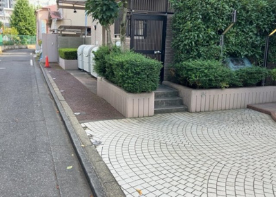 【外観】 | ライオンズマンション八王子第６ | 外観はマンション管理がされているかの目安になります。築年数が古いと、壁面は劣化してひび割れが生じることも！建物が古びていても細かいところが修繕されていると、きちんと管理されているなぁと感じるでしょう。