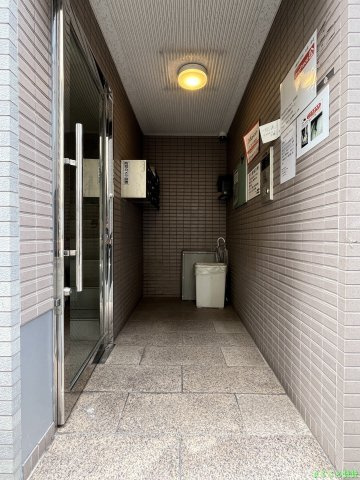 【エントランス】 | トレヴィの泉