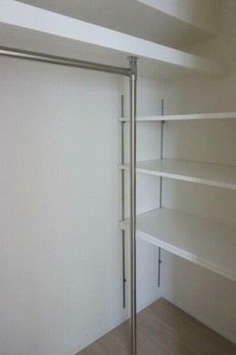 新宿区新宿７丁目の賃貸マンションの収納