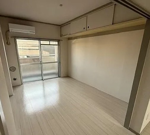 エルベール新町Ⅰ号館の寝室