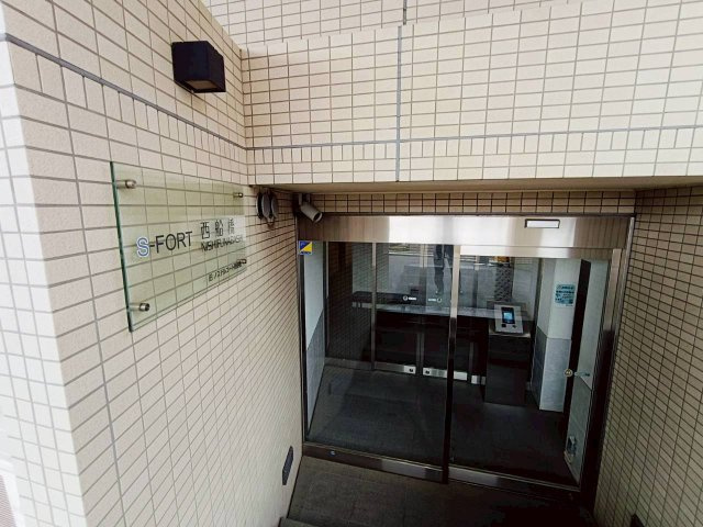 Ｓ－ＦＯＲＴ西船橋のエントランス