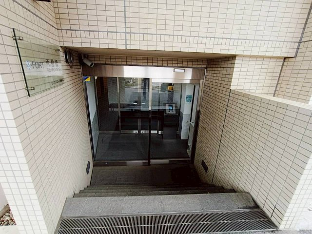 Ｓ－ＦＯＲＴ西船橋のエントランス