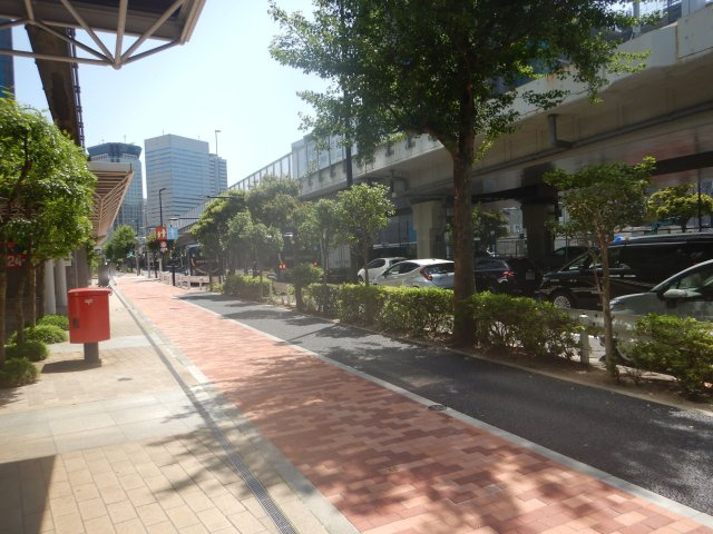 World City Towers Capital Towerのその他|前面道路