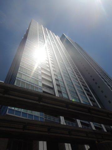 World City Towers Capital Towerの外観