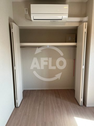 シーズンフラッツ南森町PREMIERの収納