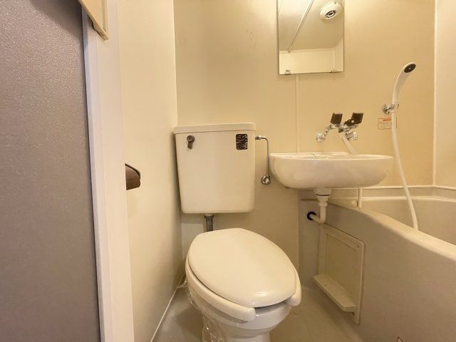寝屋川市池田旭町の賃貸マンションのトイレ
