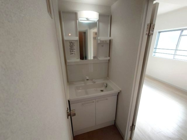 リアライズ御影の洗面所