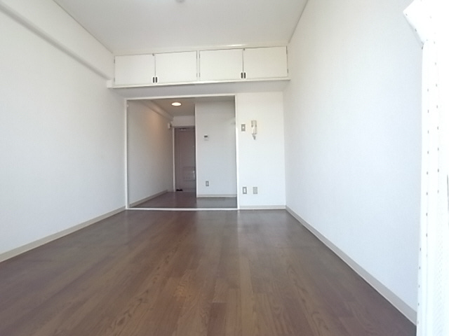 神戸市東灘区本山中町３丁目の賃貸マンションの居間・リビング