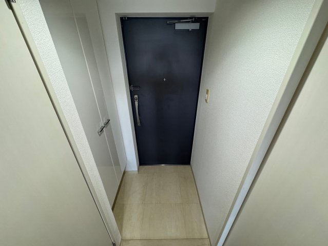 神戸市灘区水道筋６丁目の賃貸マンションの玄関