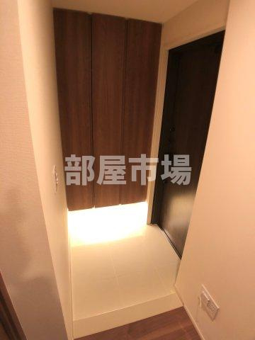 Brillia Tower 上野池之端の玄関