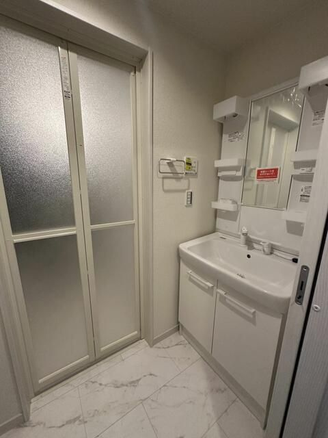 下谷１丁目賃貸アパートの洗面所