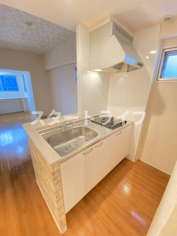 大阪市淀川区宮原１丁目の賃貸マンションのキッチン