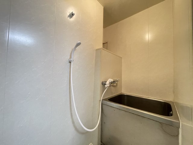 寝屋川市成田西町の賃貸マンションの浴室