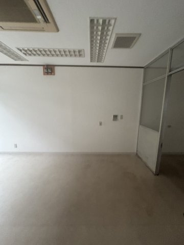 御厨東店舗・事務所の内装