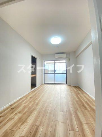 大阪市淀川区西宮原１丁目の賃貸マンションの寝室