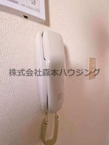 【セキュリティ】 | 　森岡ハイツ | インターフォンついてます