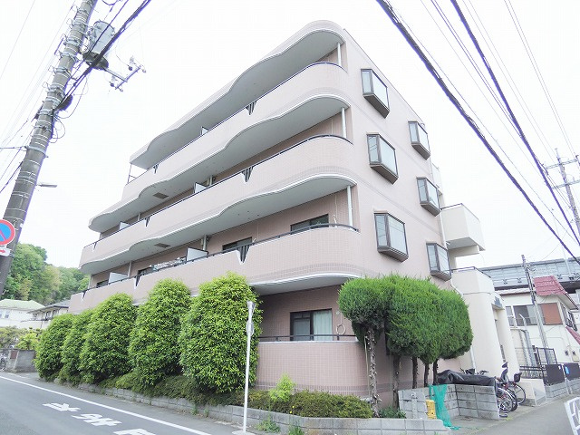 ラミューズの外観