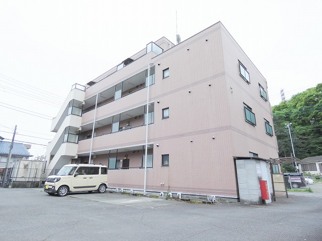 ラミューズの外観
