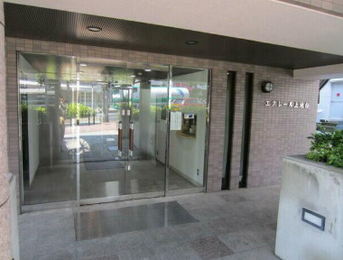 エクレール上池台のエントランス|落ち着いたエントランスです