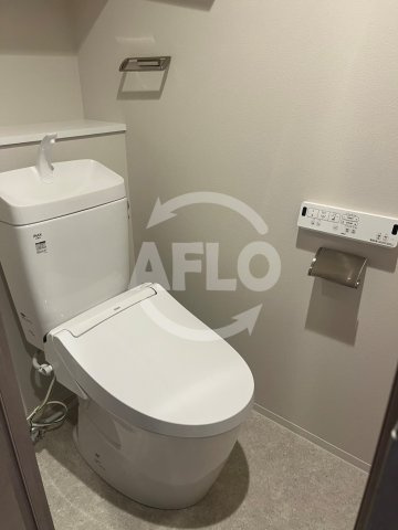 シーズンフラッツ南森町PREMIERのトイレ