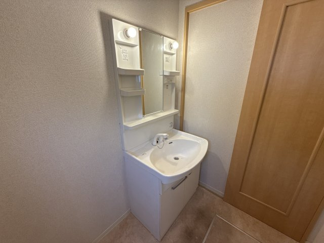 クラヴィエ南町ノ坪Ｄの洗面所