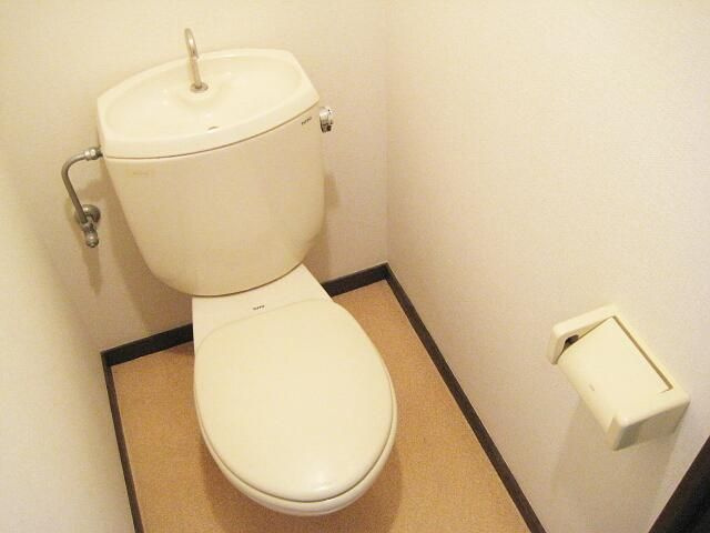 メゾンクレールちくまのトイレ