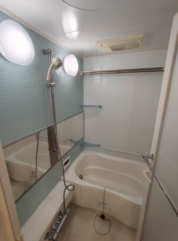 神戸市中央区二宮町２丁目の賃貸マンションの浴室