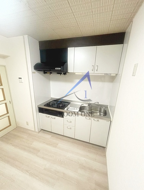 シャトーサンハイムの居間・リビング|洋室のお部屋です。