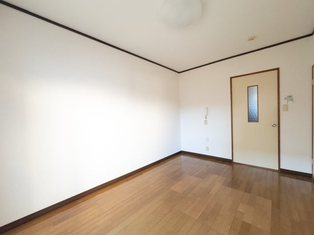 【洋室】 | アーバンヴィレッジ
