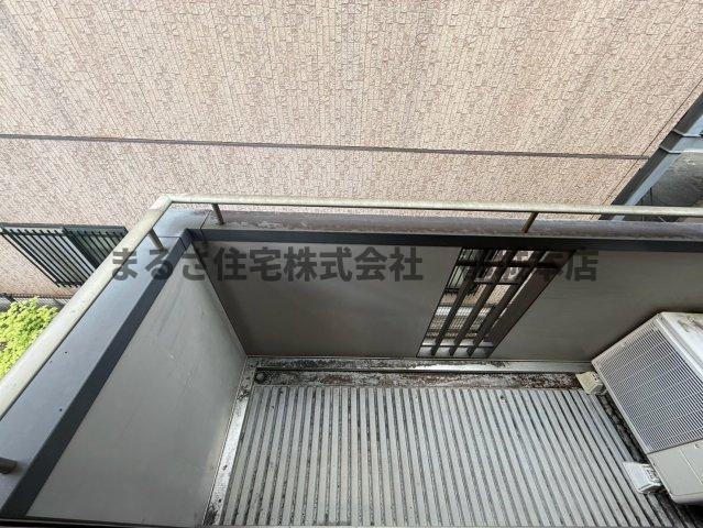 ハリファーストのバルコニー