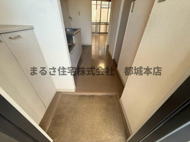 ハリファーストの玄関
