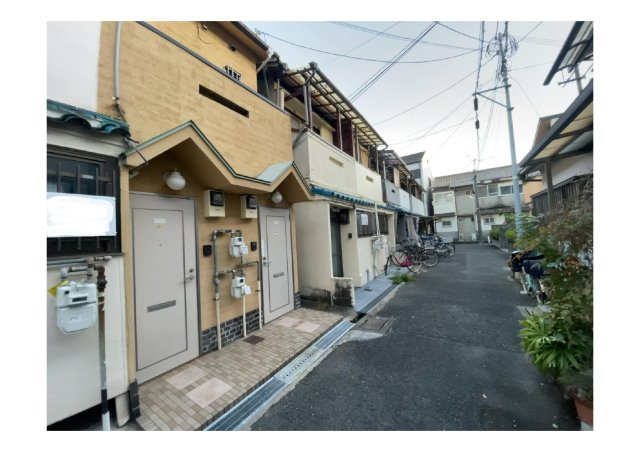 大阪府守口市藤田町5丁目　テラスハウス