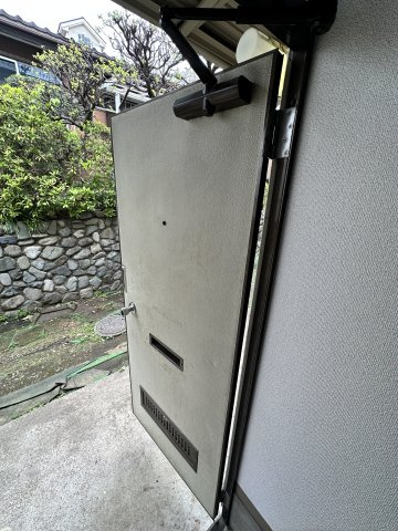 宮崎台ハイツの玄関