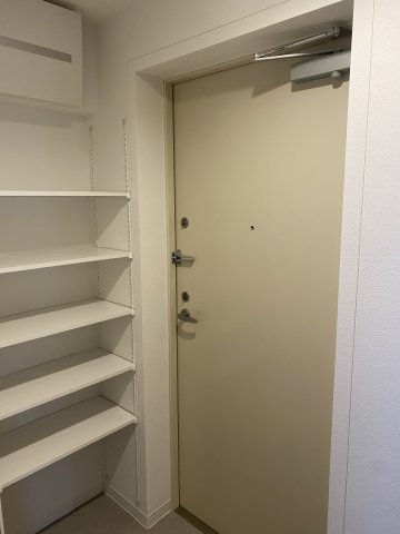 GENOVIA蕨の玄関