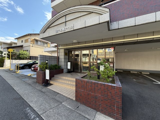 第７本郷アイリスのエントランス