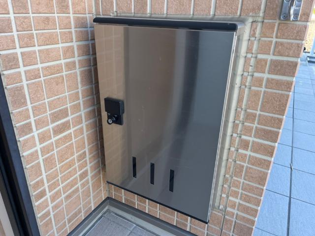 フルールのその他|宅配ボックス