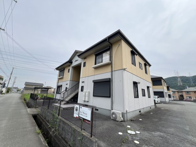 フォーレス佐土Ａの外観