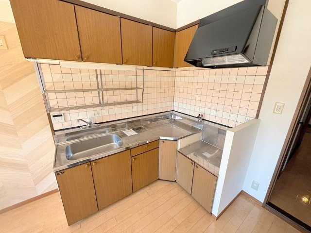 新大阪ファミール西館のキッチン
