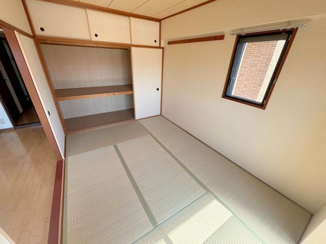新大阪ファミール西館の和室