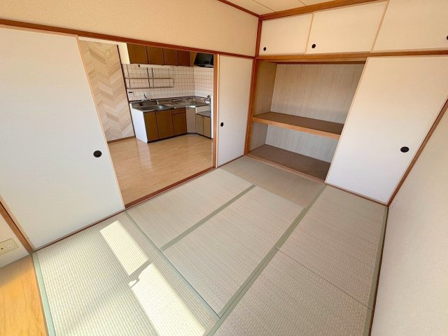 新大阪ファミール西館の和室