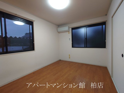 【寝室】 | サングレース吉野