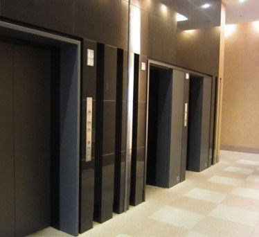 エレベーター３基